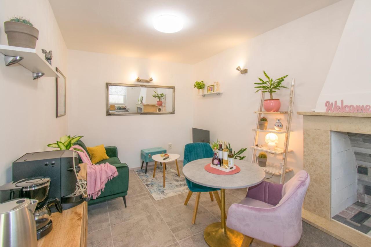 Apartman Enjoy Rovigno Esterno foto